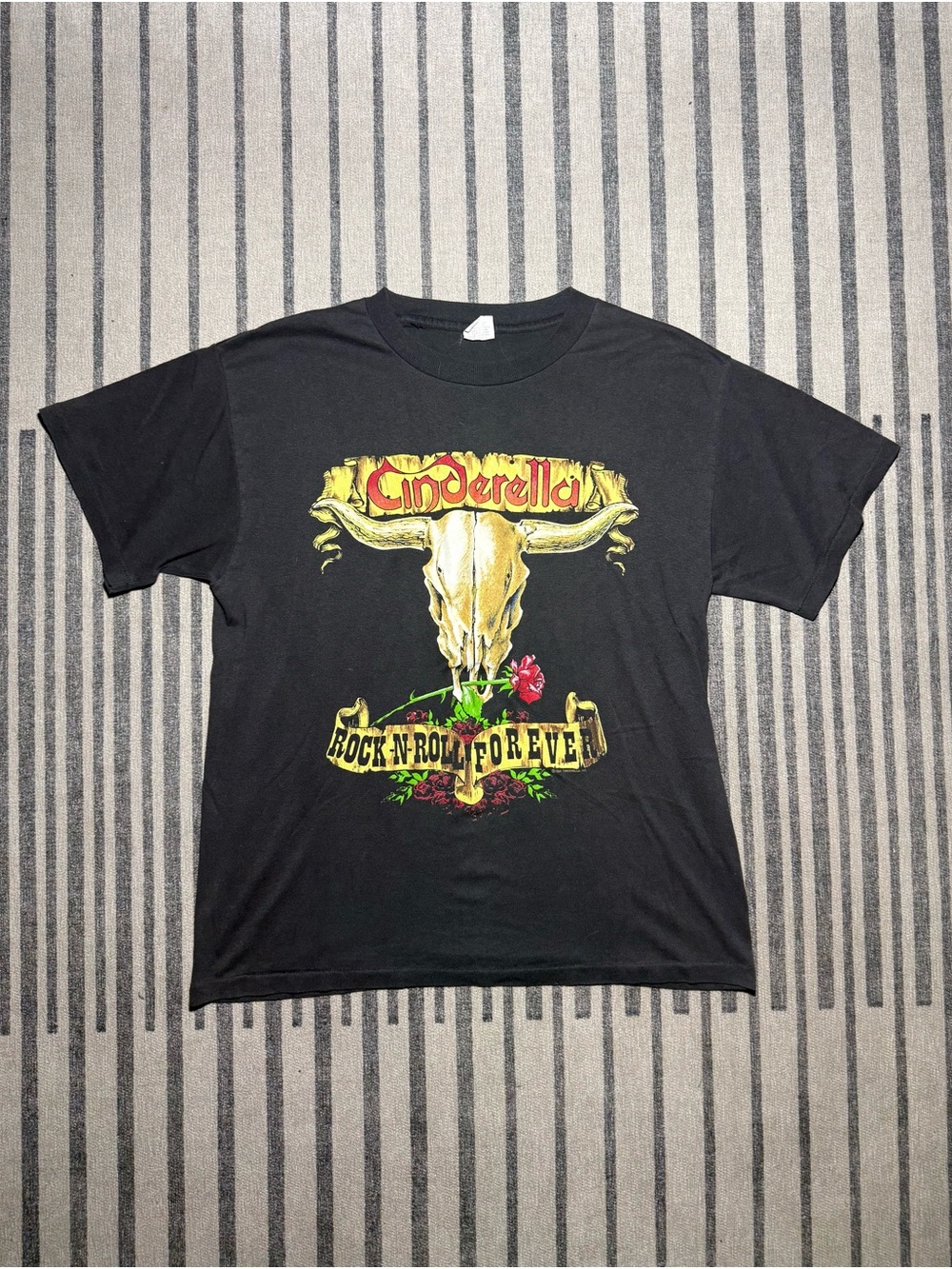 Vintage 1989 Cinderella Rock N Roll Forever Tour T-Shirt